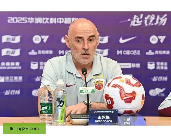 中超最新转会：上海海港正式签约意大利前锋强化锋线